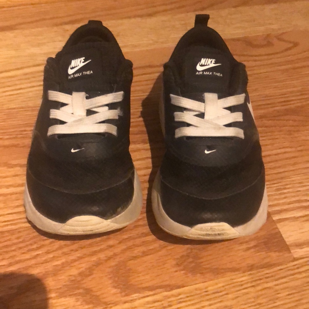 Child Nike Air Max Thea black and white
